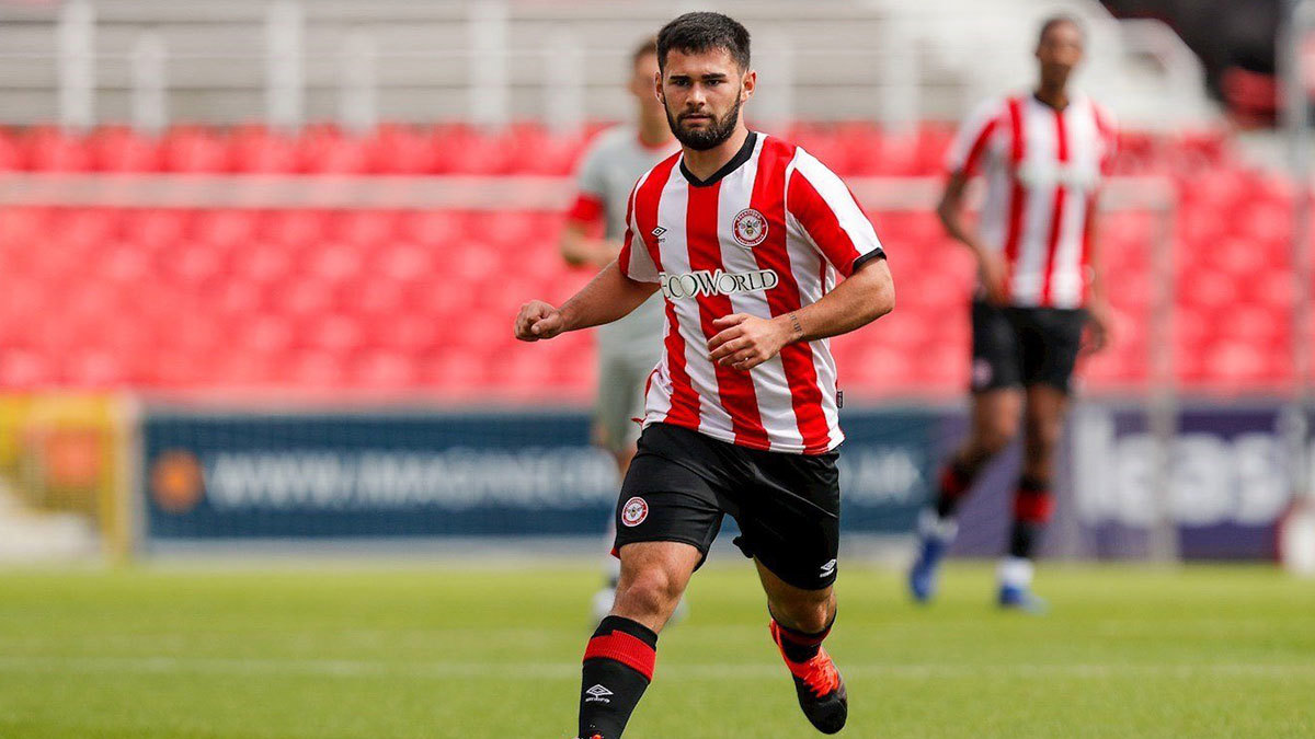 رسميا.. نادي ليفربول يتعاقد مع مهاجم جديد