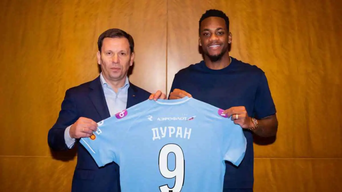 ضرب زميله.. كشف سر فسخ عقد دوران مع فنربخشة