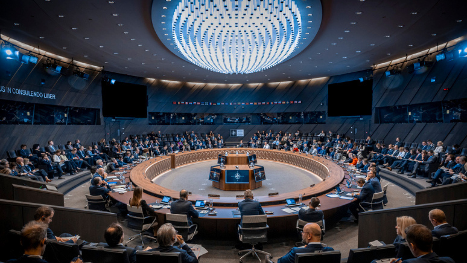 "توسع خطير".. الناتو يحذر من نشر قوات كورية شمالية في أوكرانيا