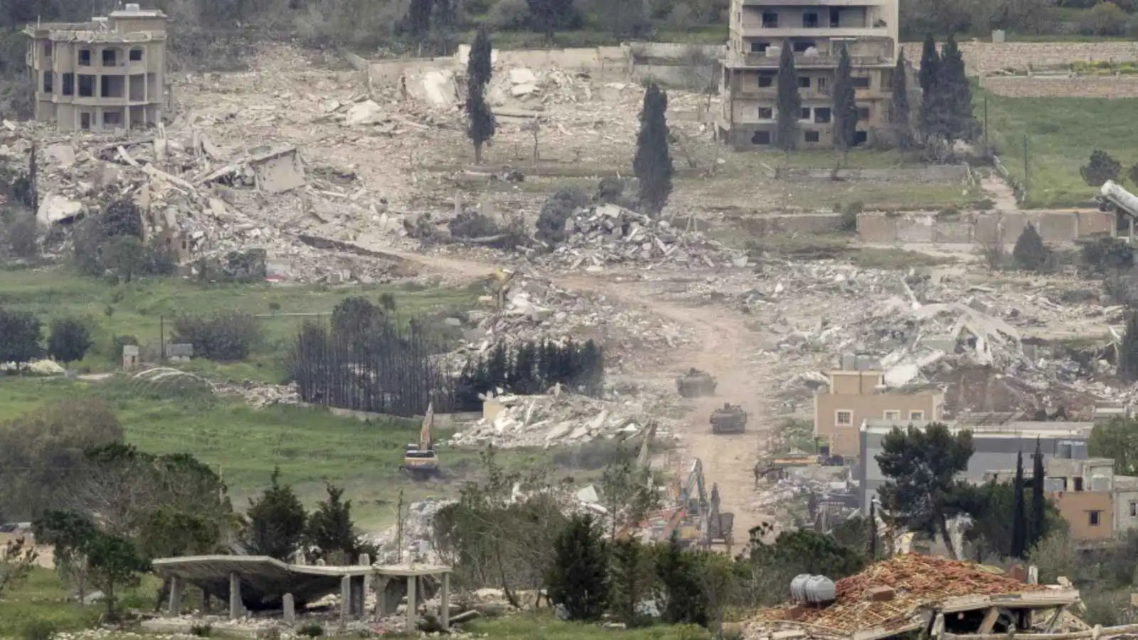 وول ستريت جورنال: إسرائيل ترغب بالإبقاء على منطقة عازلة في لبنان