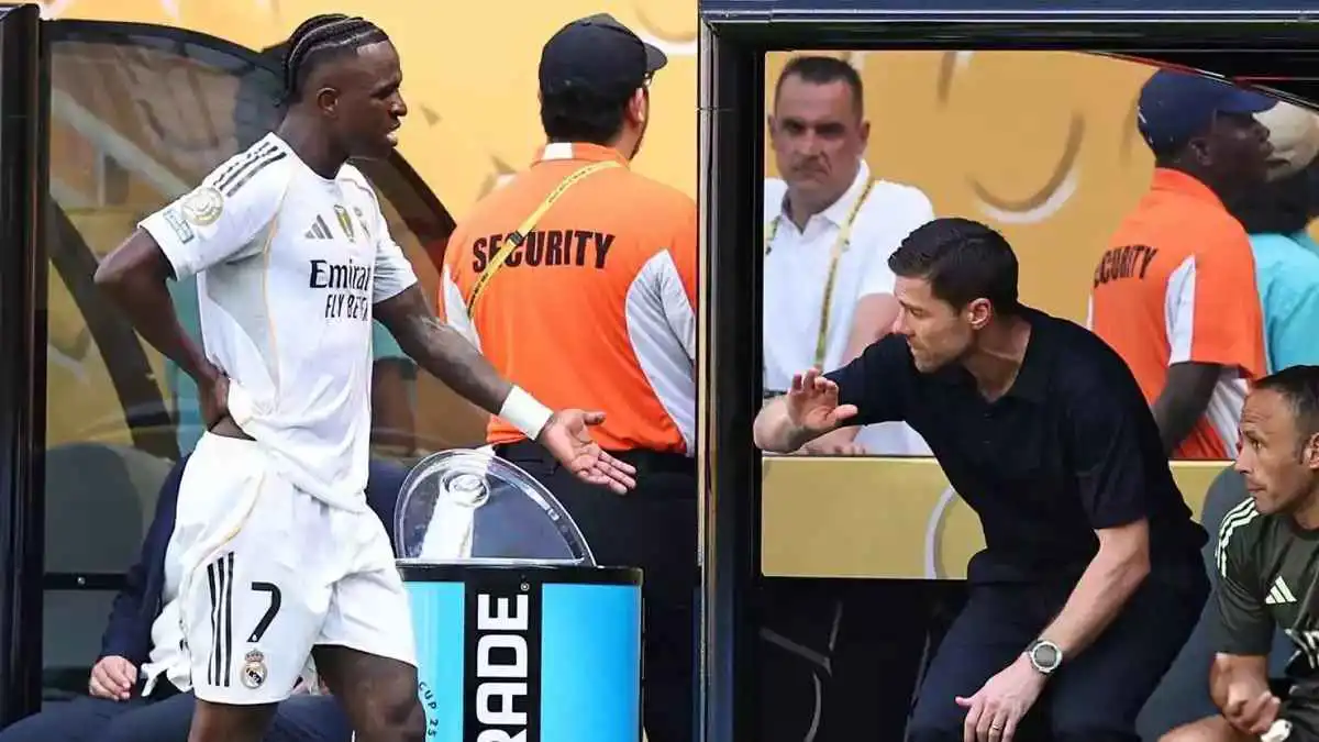 ألونسو يكشف رد فعل فينيسيوس بعد جلوسه على دكة بدلاء ريال مدريد