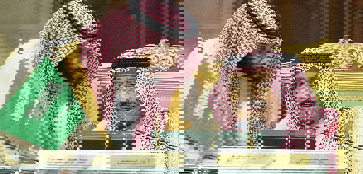 سؤال القمّتين