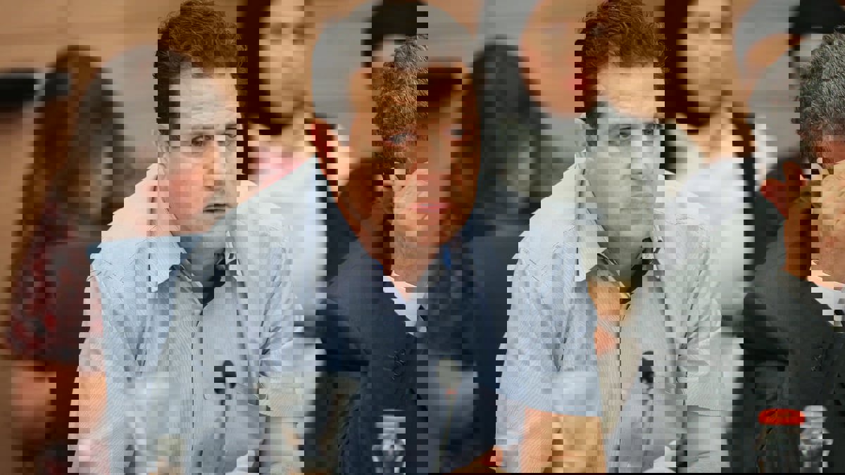 صحيفة: أحد أحزاب القائمة العربية المشتركة يفكر بالانفصال بسبب أيمن عودة