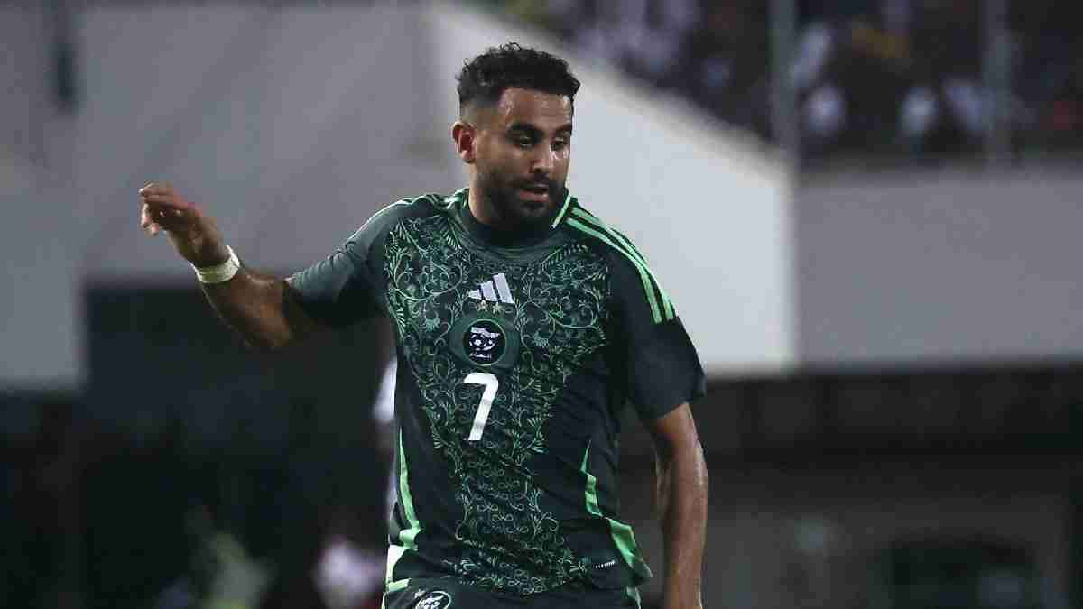 بعد أزمة "لا تسدد".. تعليق مثير من حفيظ دراجي حول رياض محرز