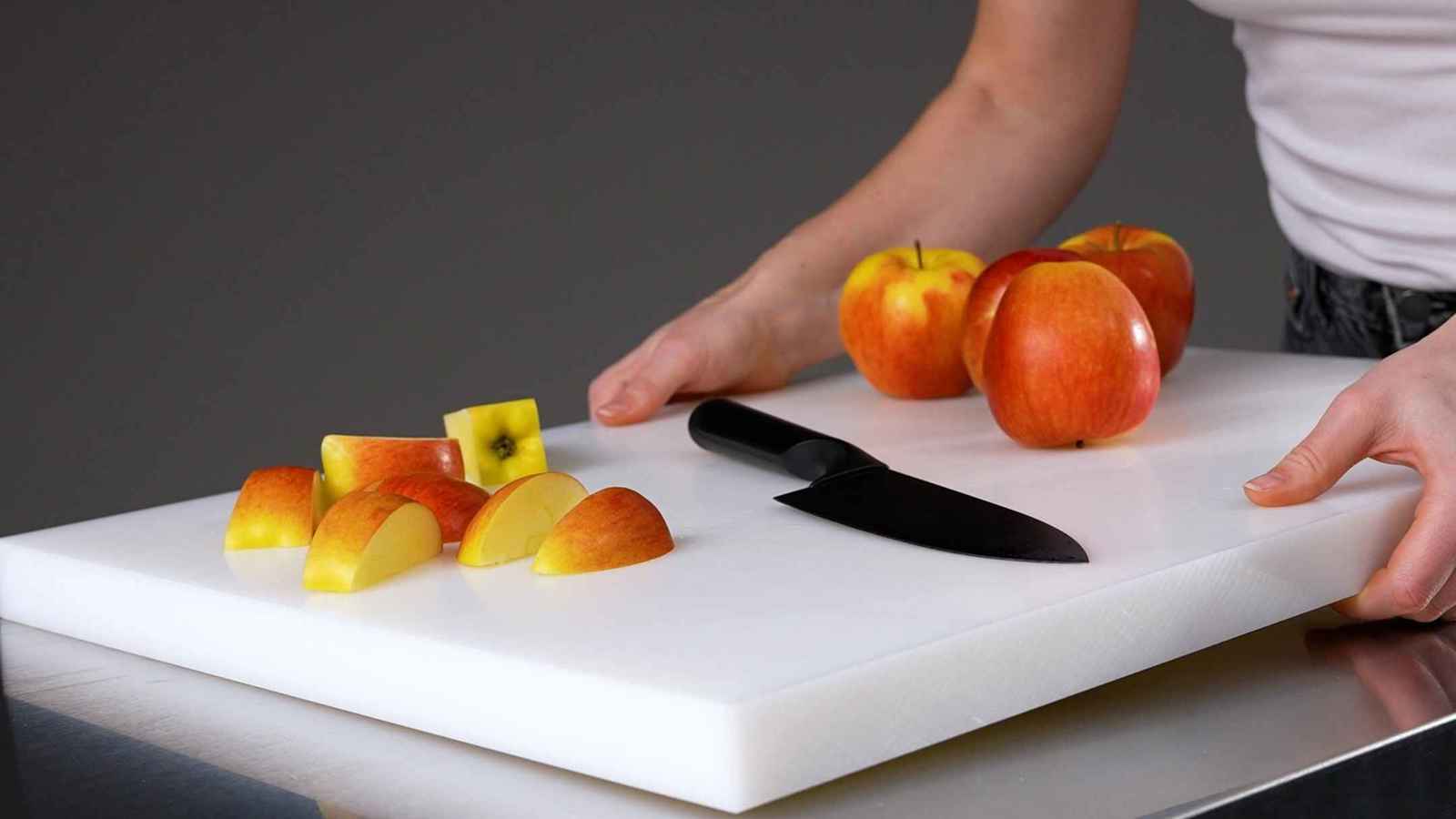 تخلّصوا منها "فوراً".. خبير يحذّر من أخطاء منزلية شائعة