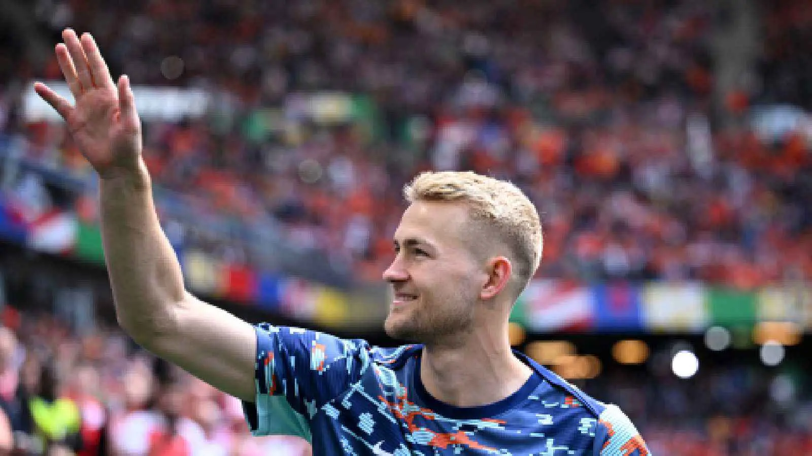 تطور جديد في مفاوضات مانشستر يونايتد لحسم صفقة دي ليخت