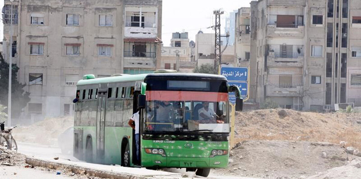 وصول الدفعة الأولى من مهجري جنوبي دمشق لمناطق "الحر" شمالي سوريا