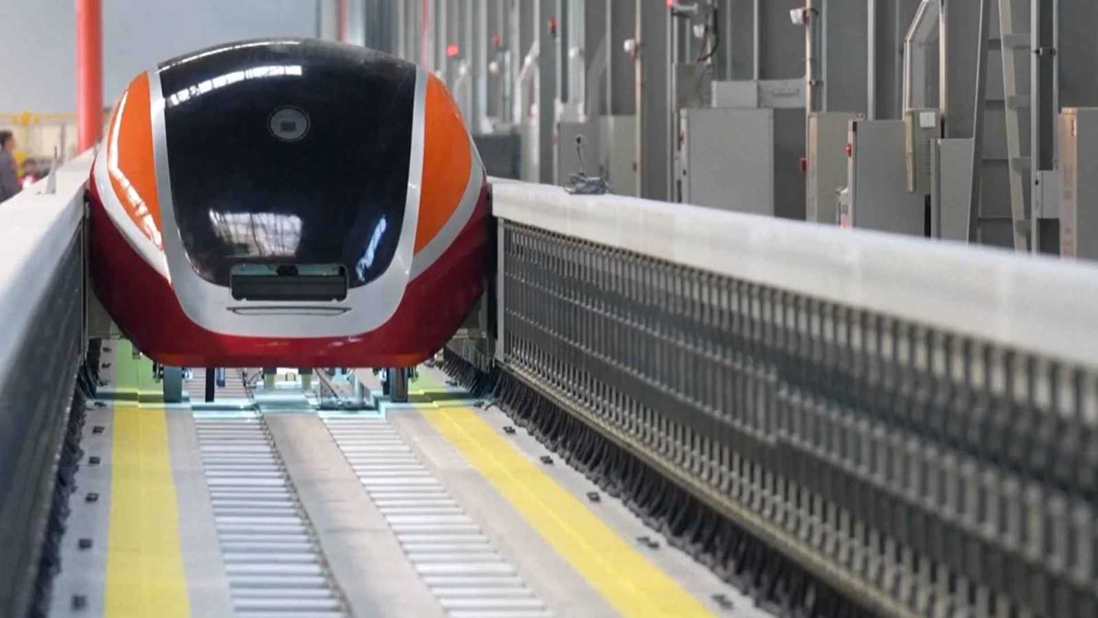 رفع السرعة إلى 700 كم/ س خلال ثانيتين.. الصين تفجر سباق القطارات