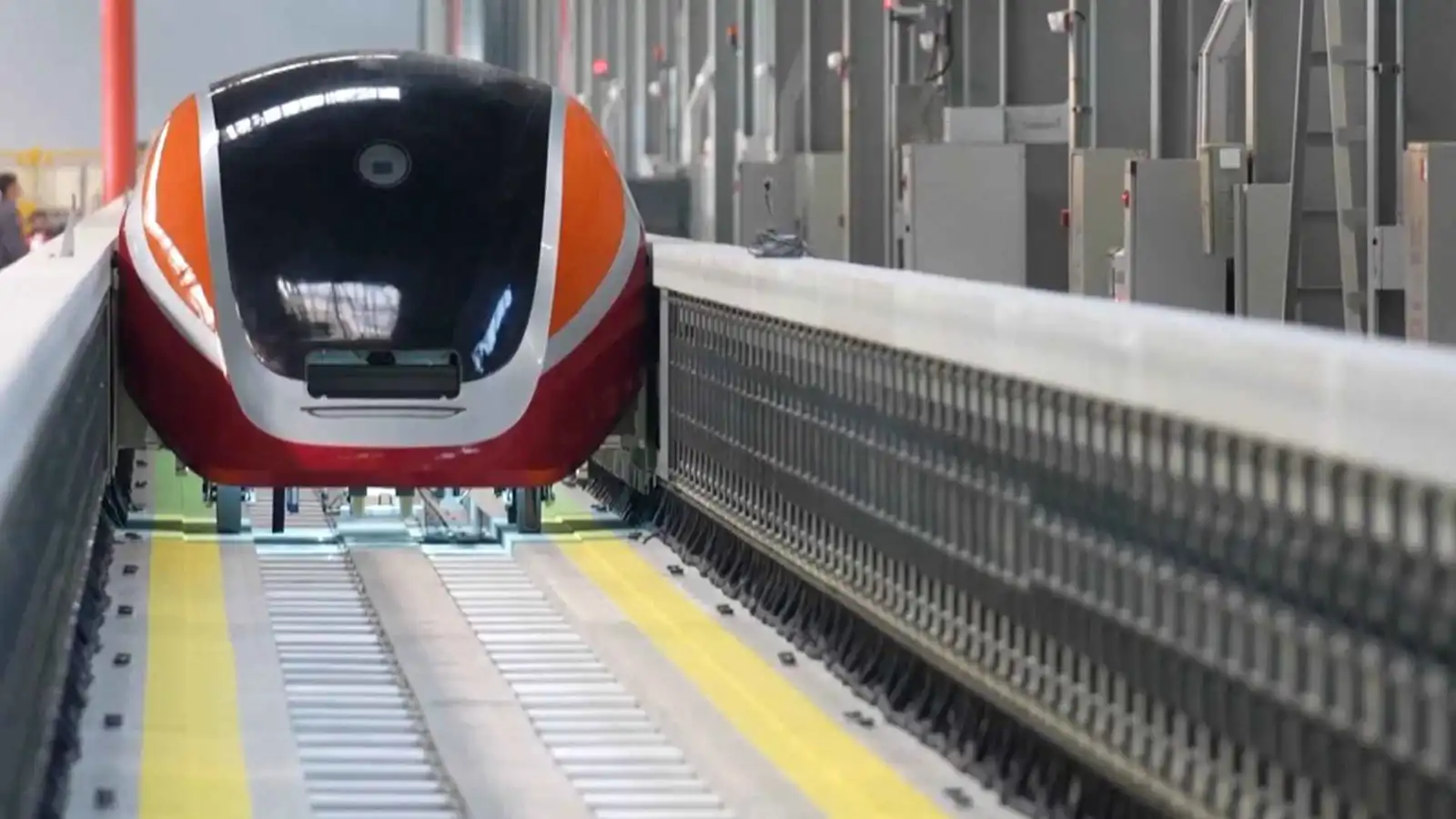 رفع السرعة إلى 700 كم/ س خلال ثانيتين.. الصين تفجر سباق القطارات