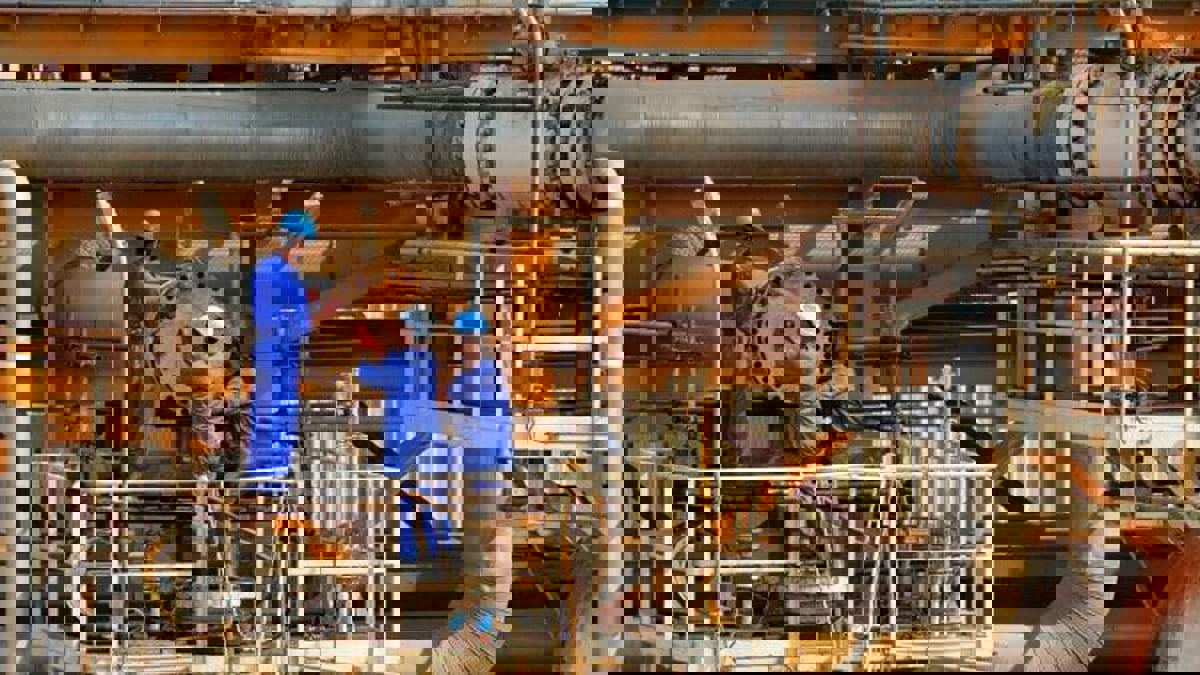 اعتقال العشرات من موظفي وزارة النفط الإيرانية في طهران