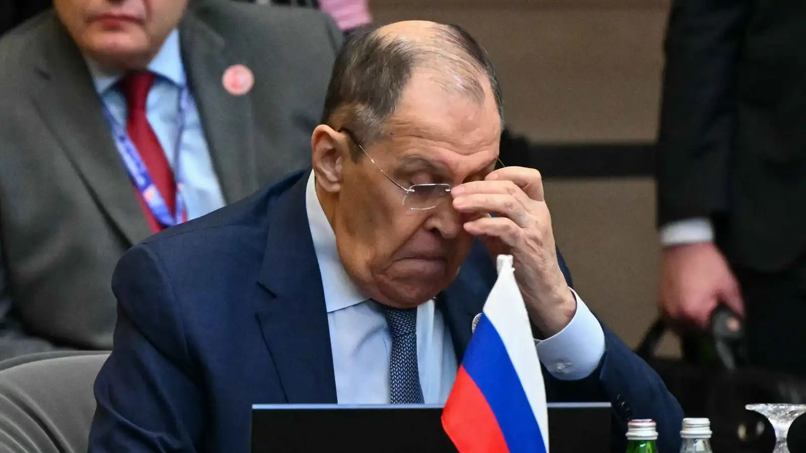 لافروف: الاتصالات مع واشنطن مستقرة وأوروبا "تشوّش" عليها