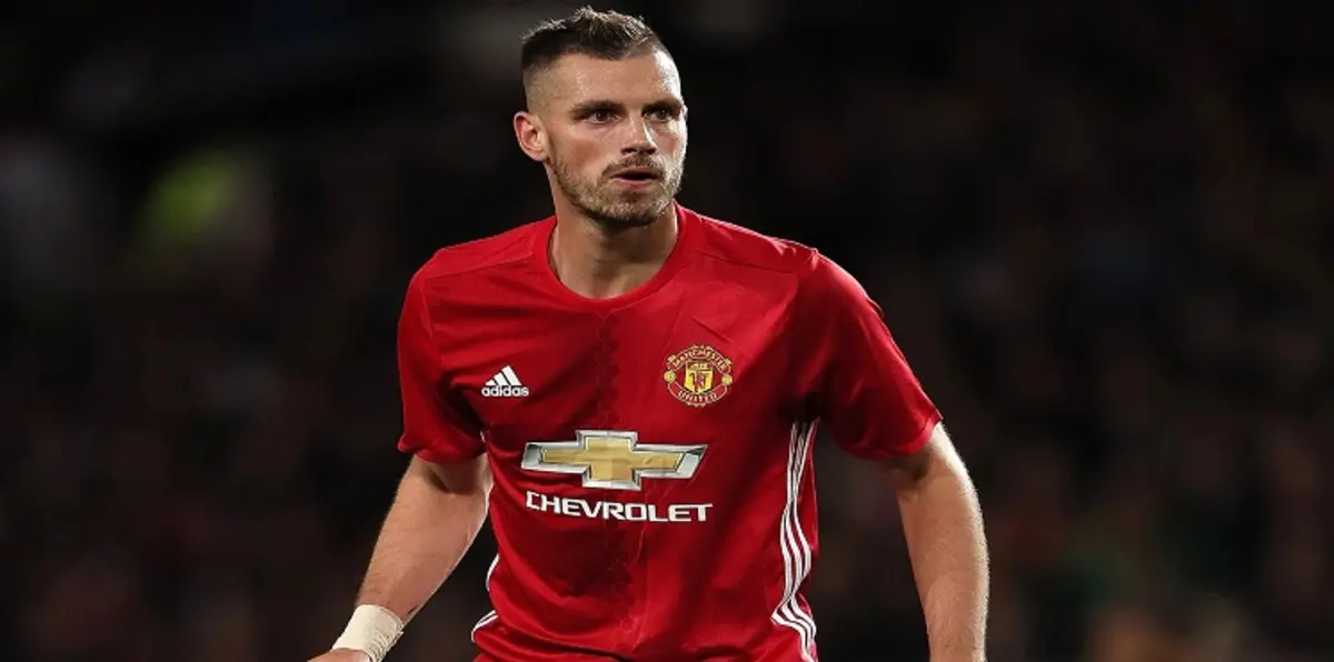 مانشستر يونايتد يتوصل لاتفاق مع إيفرتون بشأن شنيدرلين