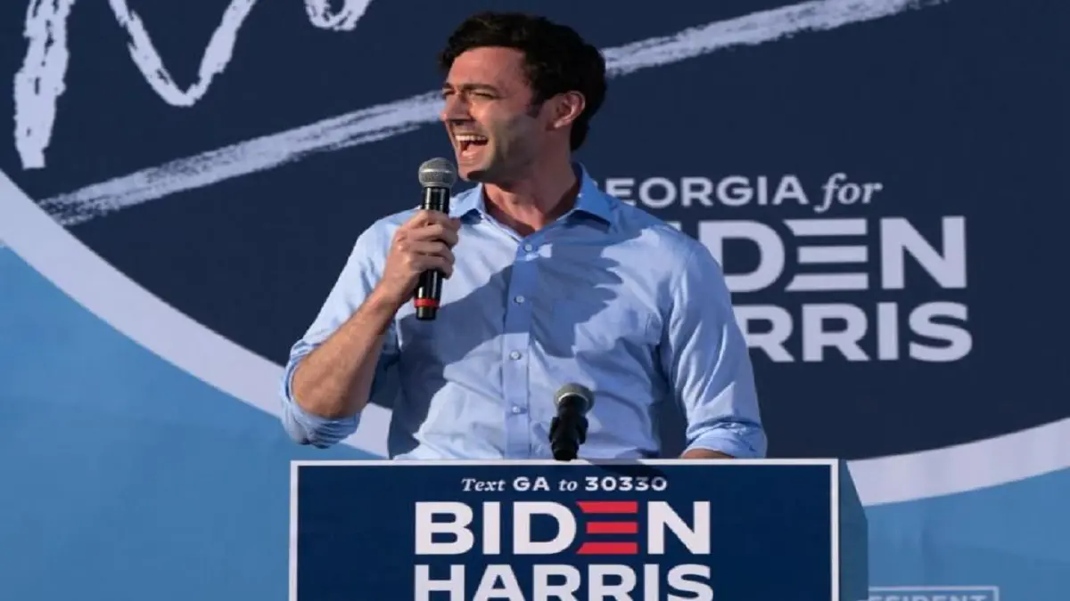 الديمقراطي أوسوف يعلن الفوز بمقعد مجلس الشيوخ في انتخابات جورجيا الفاصلة