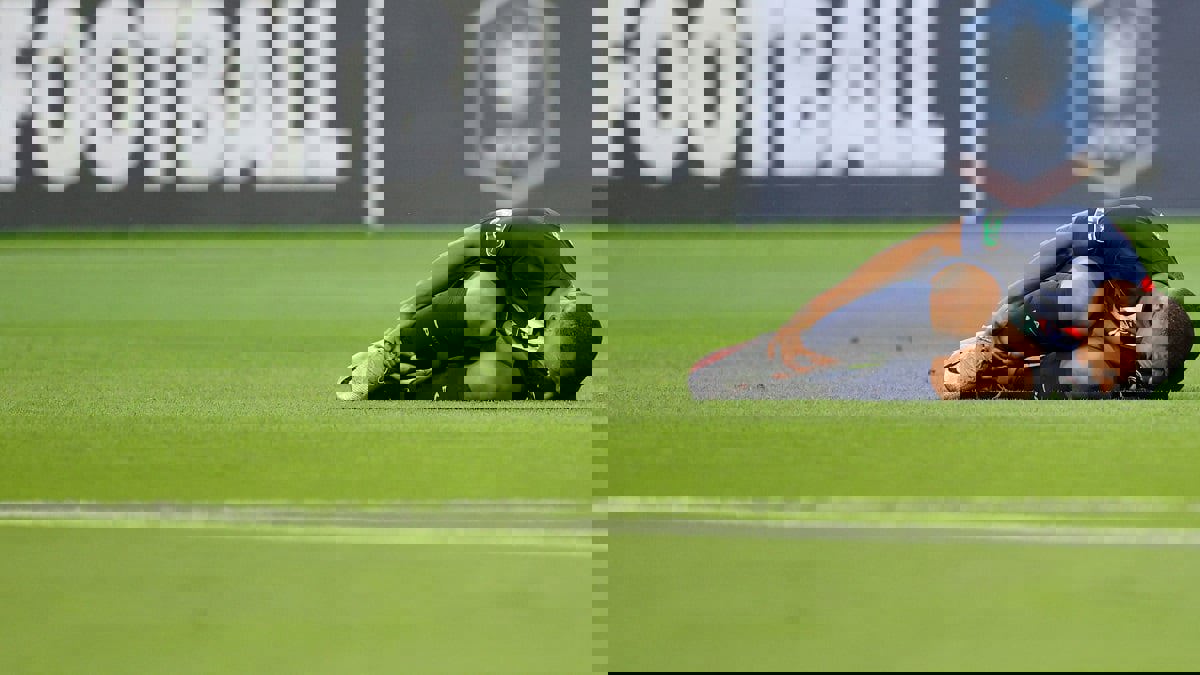 تشخيص إصابة مبابي