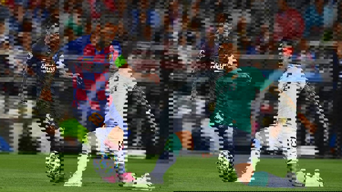 تقرير: إنتر ميلان يعقّد صفقة لاوتارو مارتينيز مع نادي برشلونة