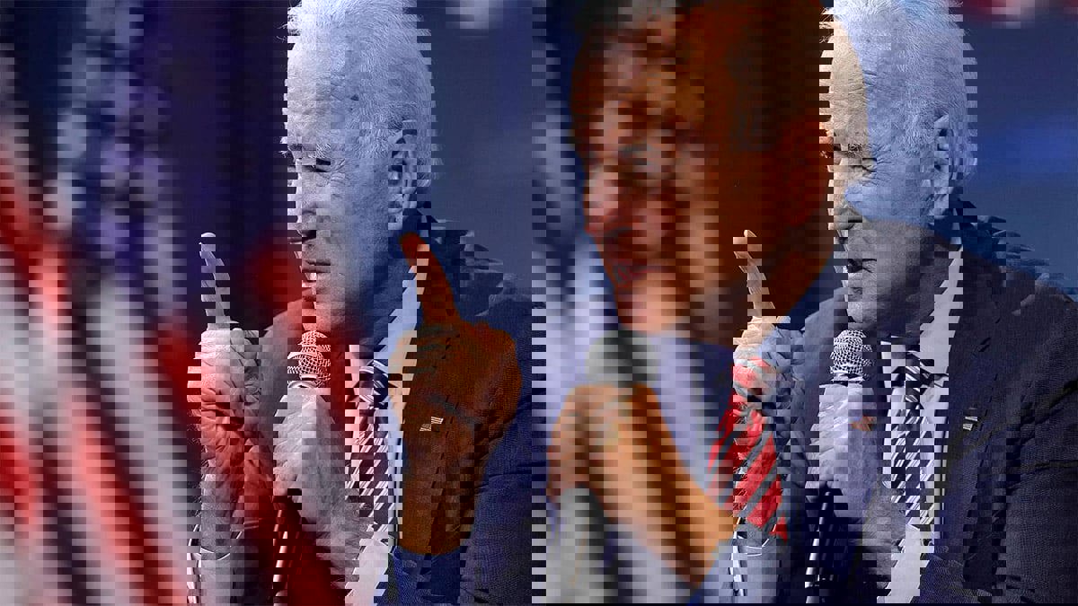 أول ظهور علني لجو بايدن منذ أكثر من شهر (صور)