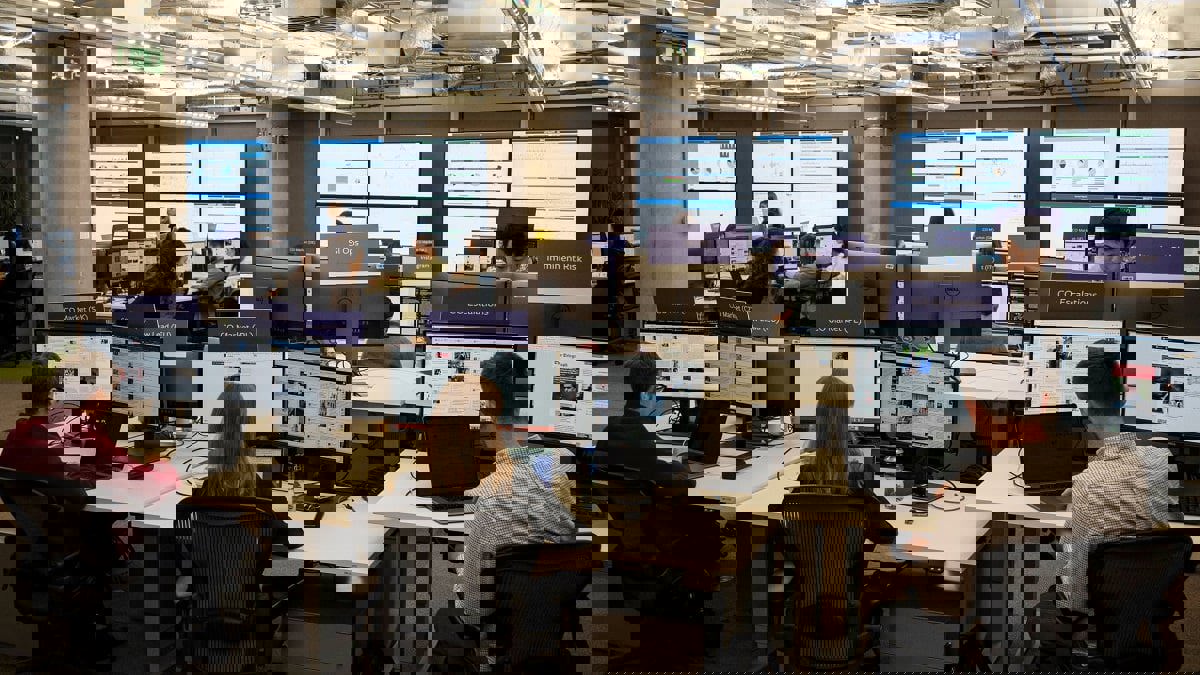 فيسبوك يعلن حظر إعلانات الإعلام الأجنبي الرسمي المتعلقة بالانتخابات الأمريكية‎