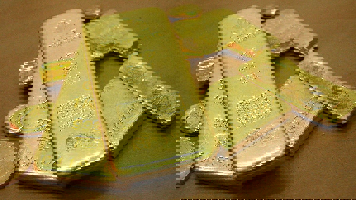 الذهب يرتفع وسط زيادة التضخم في الولايات المتحدة