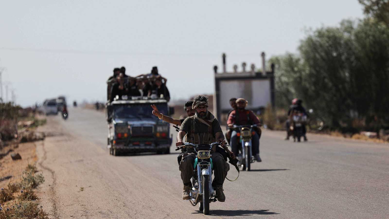 سوريا.. "عشائر الجنوب" تعلن الالتزام التام بقرار وقف إطلاق النار