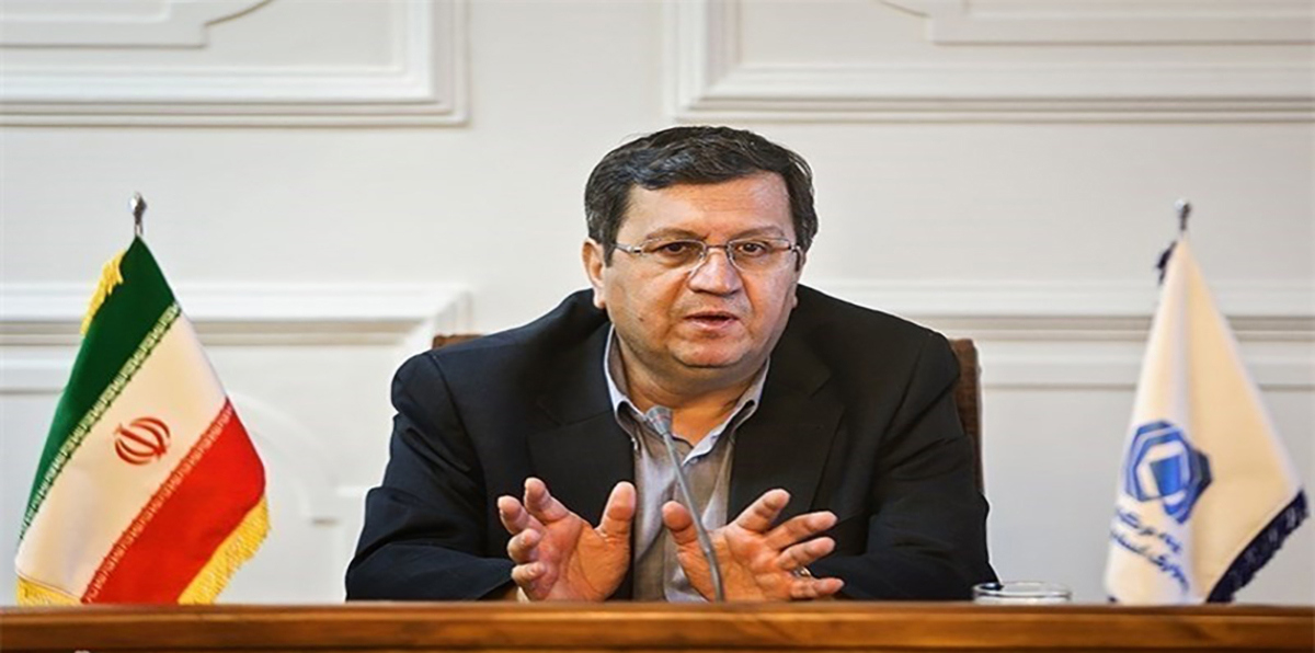 رئيس البنك المركزي الإيراني يعلق على انهيار عملة بلاده المستمر 