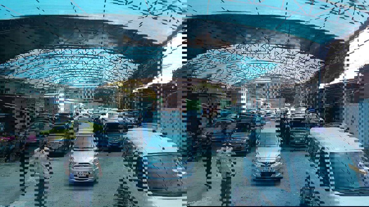 140% نسبة ضرائب السيارات في غزة وأسعارها الأغلى عالميًا