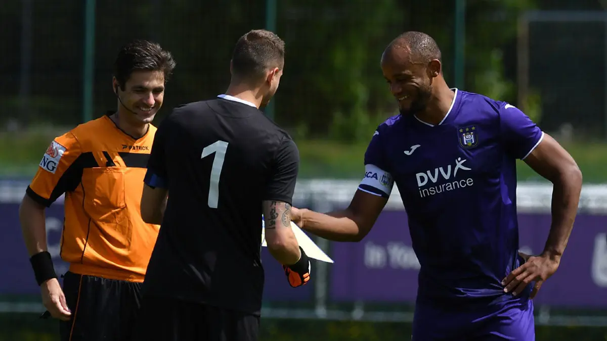 فينسنت كومباني يعلن اعتزاله كرة القدم والتفرغ لمهمته كمدرب