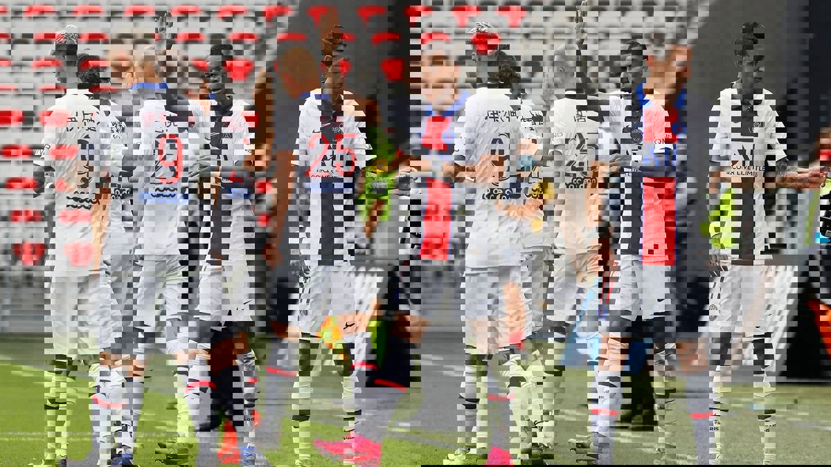 باريس سان جيرمان يضرب نيس بثلاثية في الدوري الفرنسي