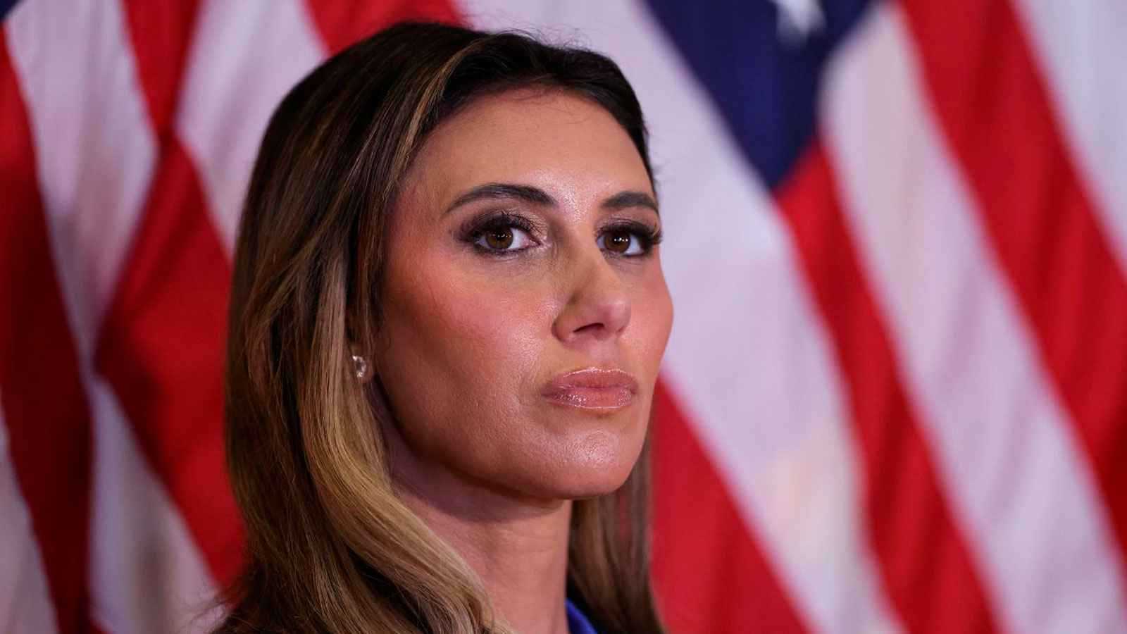 محامية أمريكية عراقية.. ألينا حبة مستشارة لترامب