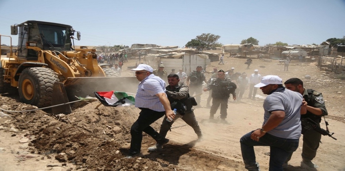 مناشدات من "الخان الأحمر" للعالم لكبح جماح إسرائيل