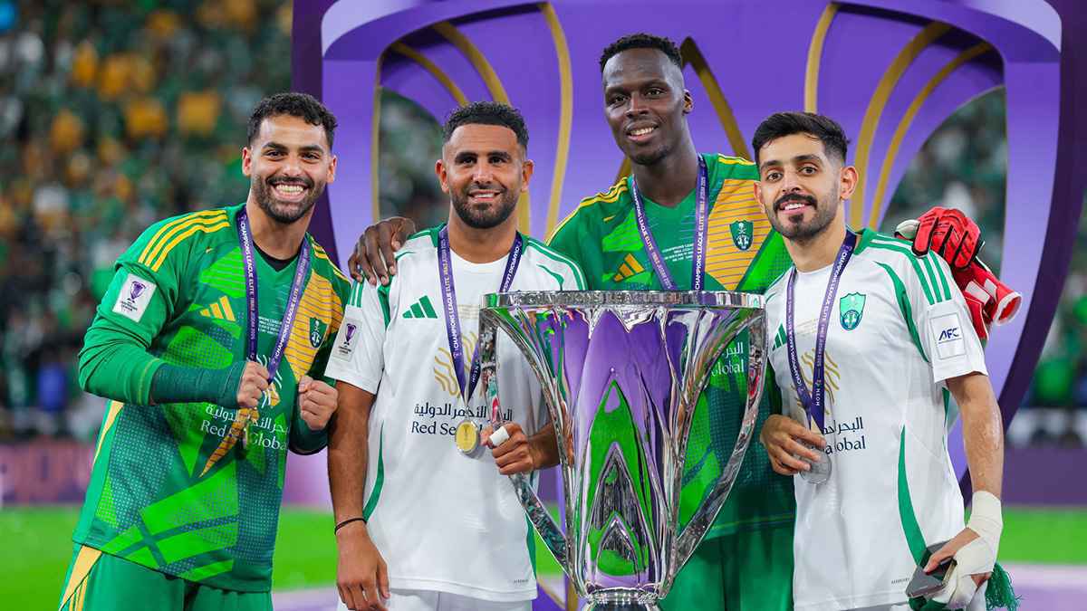 الأهلي السعودي يعين "قائدا جديدا" في السوبر