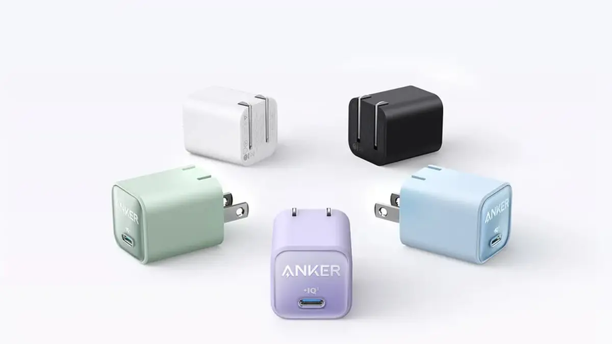 أنكر تكشف عن أصغر شاحن يمكنه شحن هواتف وحواسيب أبل