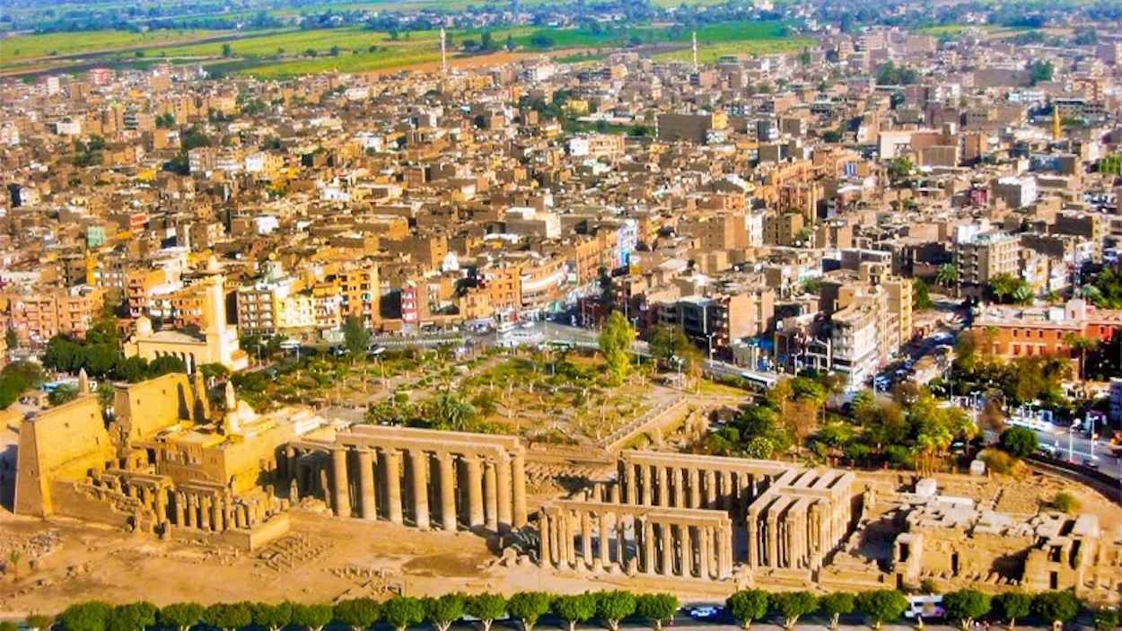 مصر.. إحباط محاولة تنقيب عن الآثار عبر حفر أنفاق في الأقصر