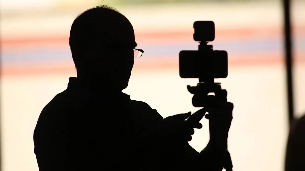 المثقفون والإعلاميون وإمكانيات التأثير غربا وعربا