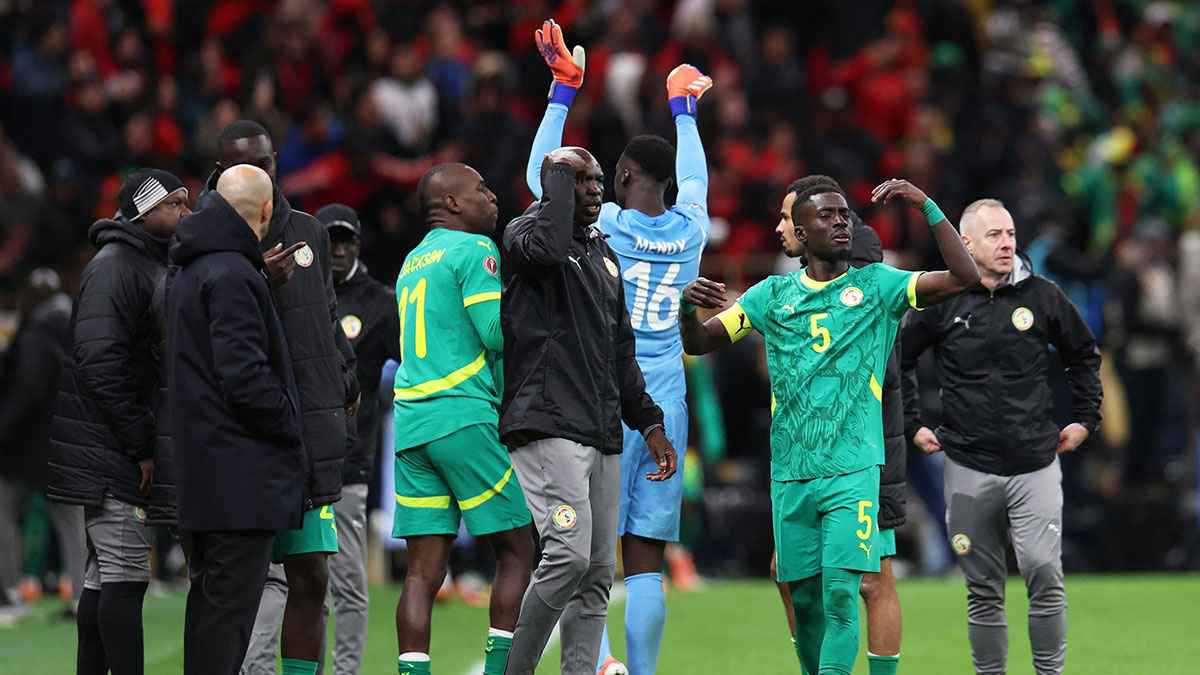 بعد غضب إنفانتينو والكاف.. ما العقوبة المتوقعة على منتخب السنغال؟ 