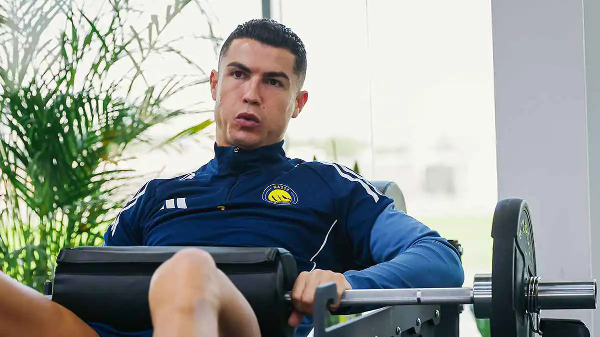 كريستيانو رونالدو يطالب النصر السعودي بالتعاقد مع نجم ريال مدريد