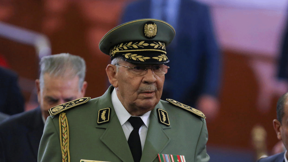 من هو الفريق أحمد قايد صالح؟