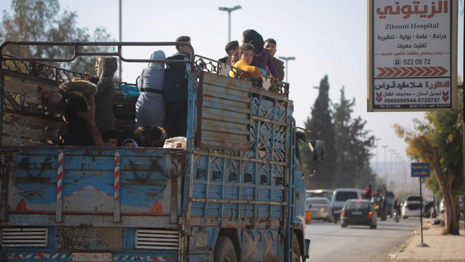 أكثر من مليون نازح في سوريا منذ بدء هجوم الفصائل المسلحة