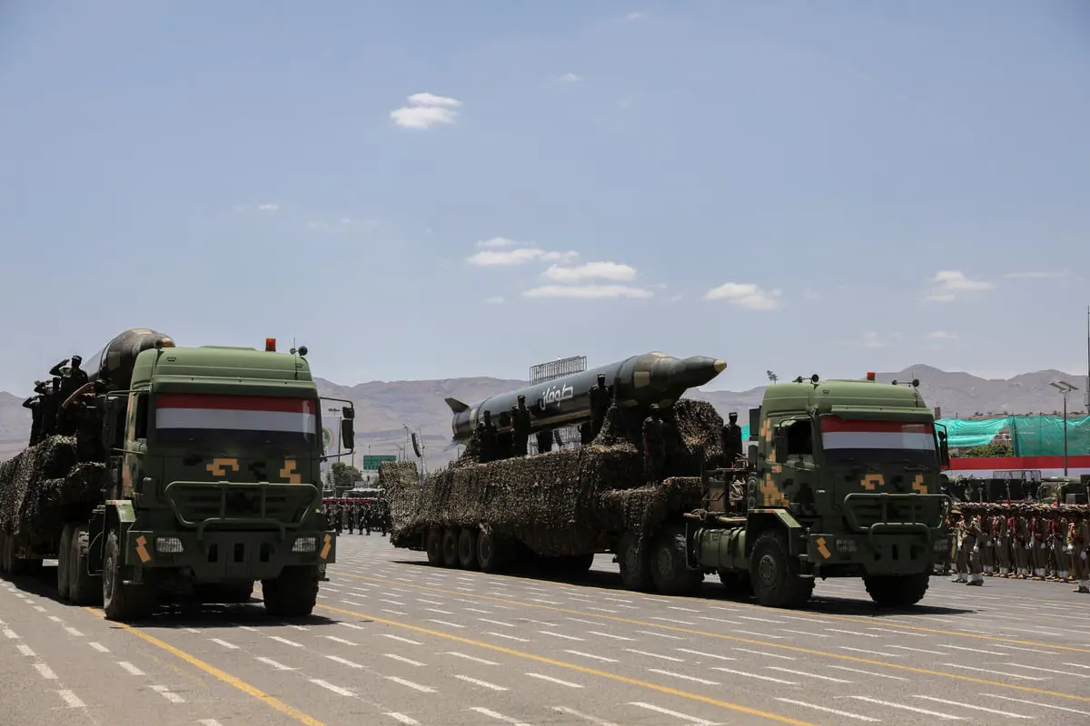 البنتاغون: إيران زوّدت الحوثيين بـ"ترسانة متنوعة" من الأسلحة