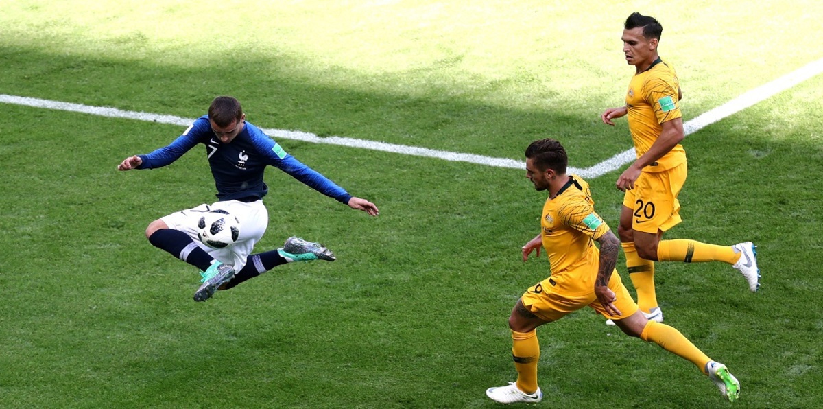 مباراة فرنسا والبيرو... هل يجلس أنطوان غريزمان على دكة البدلاء؟ ديشان يجيب