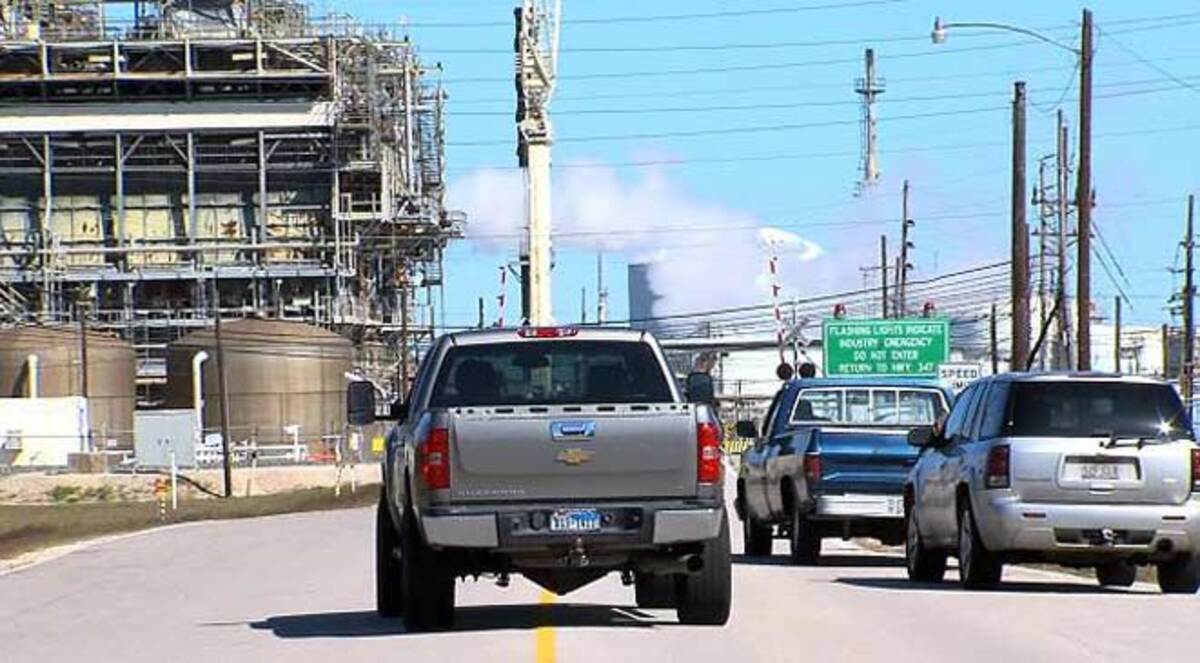 مقتل 4 عمال بتسرب كيميائي في تكساس الأمريكية