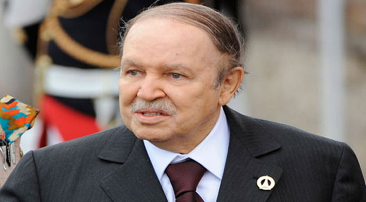 بوتفليقة يمنع طرد اللاجئين السوريين والأفارقة