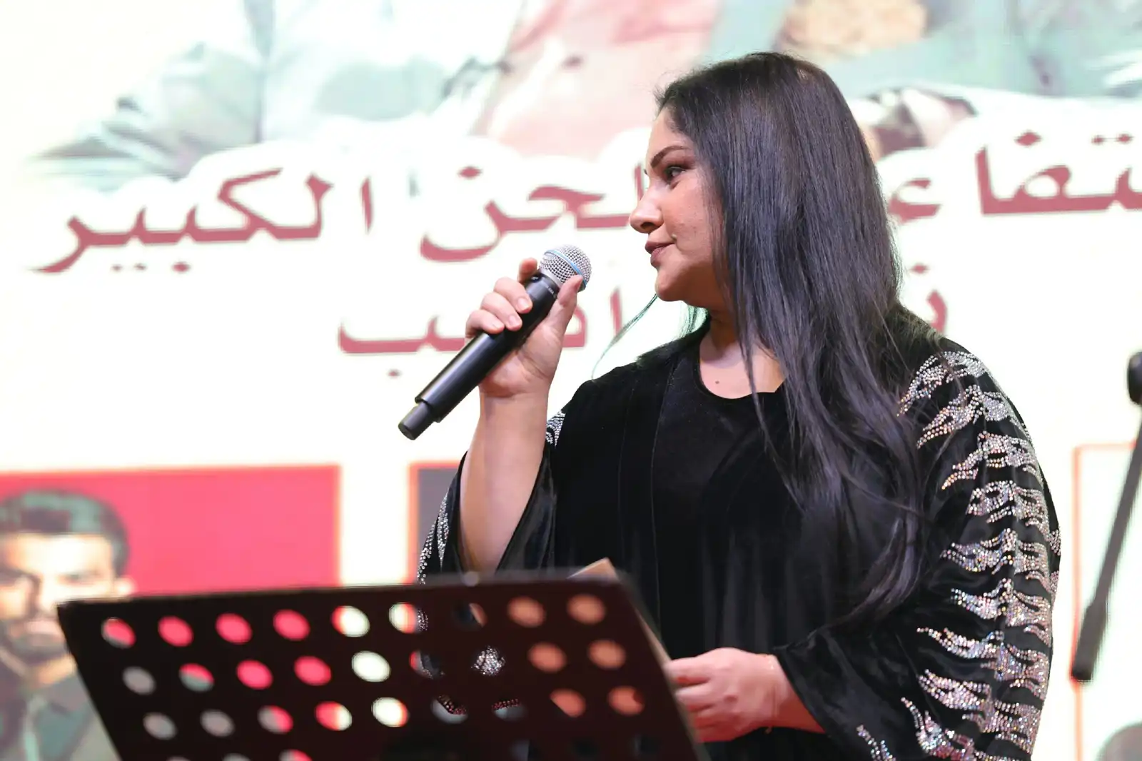 جانب من الأمسية 