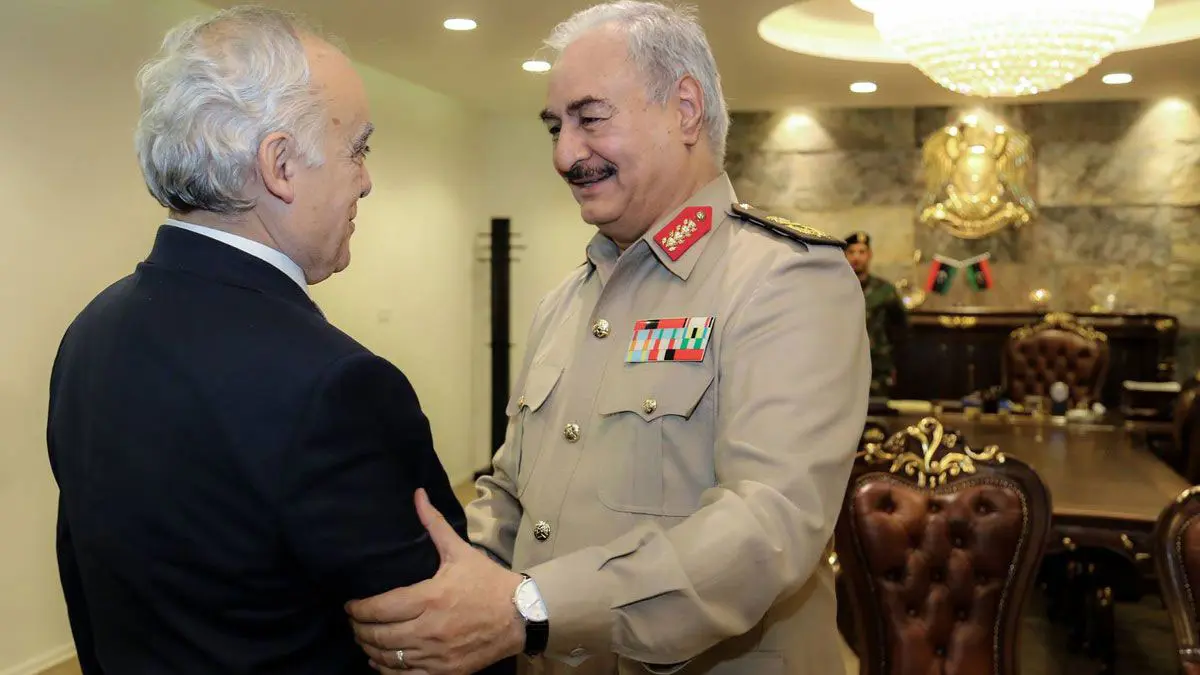 غسان سلامة يلتقي خليفة حفتر في بنغازي