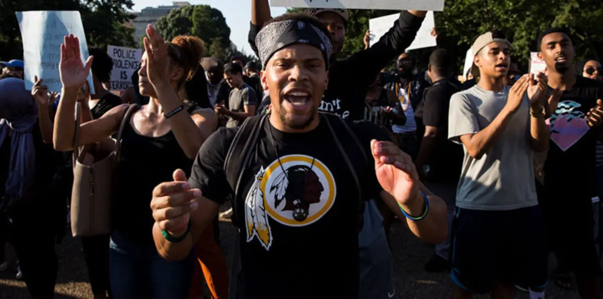 ترامب يدعو الأمريكيين الأفارقة لدعمه بالانتخابات