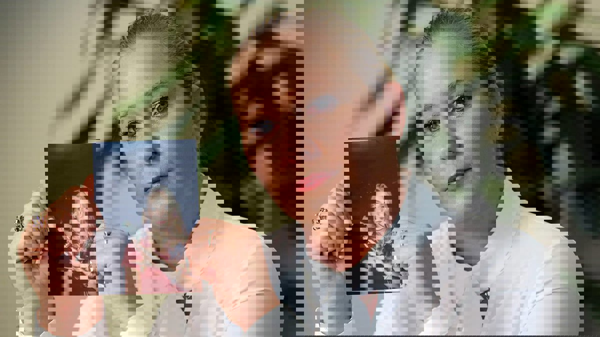 أشهر ضحايا ابستاين تقاضي الأمير أندرو‎‎