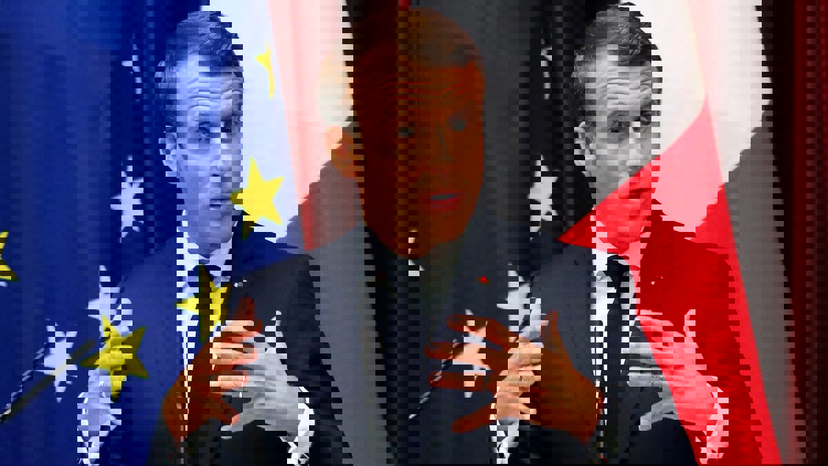 نيويورك تايمز: فرنسا تفكر في الانسحاب من هيكل قيادة الناتو