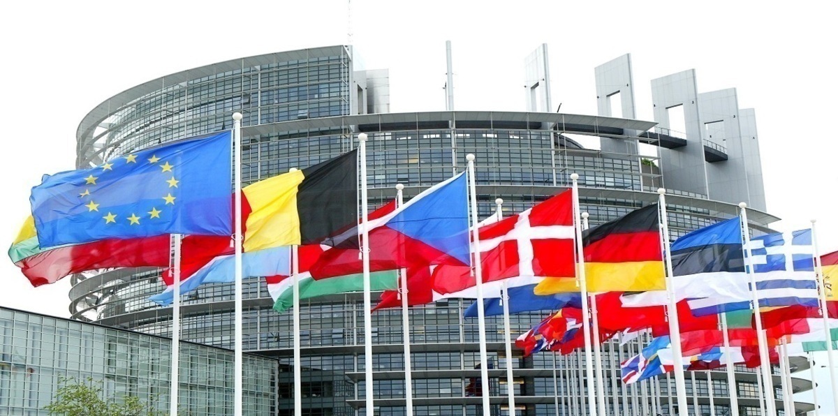 الاتحاد الأوروبي يقرر مراقبة الأجانب إلكترونيًا خلال دخولهم "الشنغن"