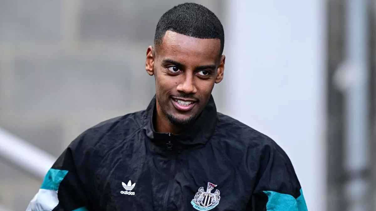 عبر "إرم نيوز".. أول رد رسمي من ريال مدريد حول التعاقد مع إيزاك