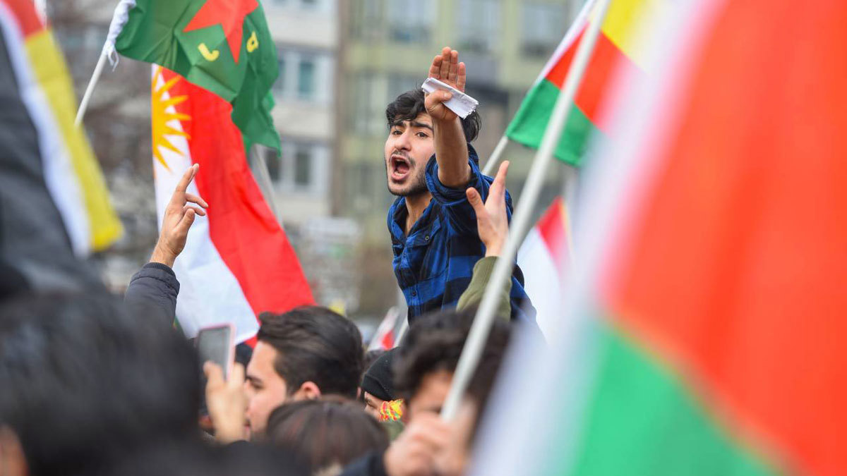 أكراد سوريا يعلنون "النفير العام" على وقع التهديد التركي