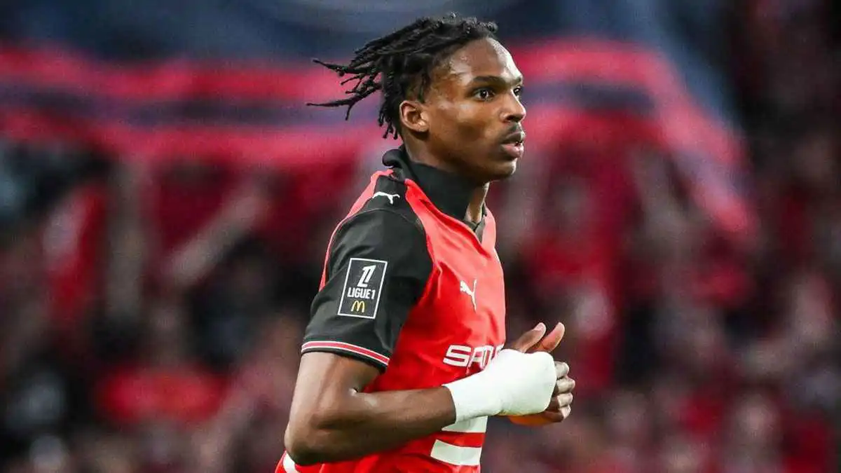 اختار ليفربول.. نجم الدوري الفرنسي يصدم تشيلسي